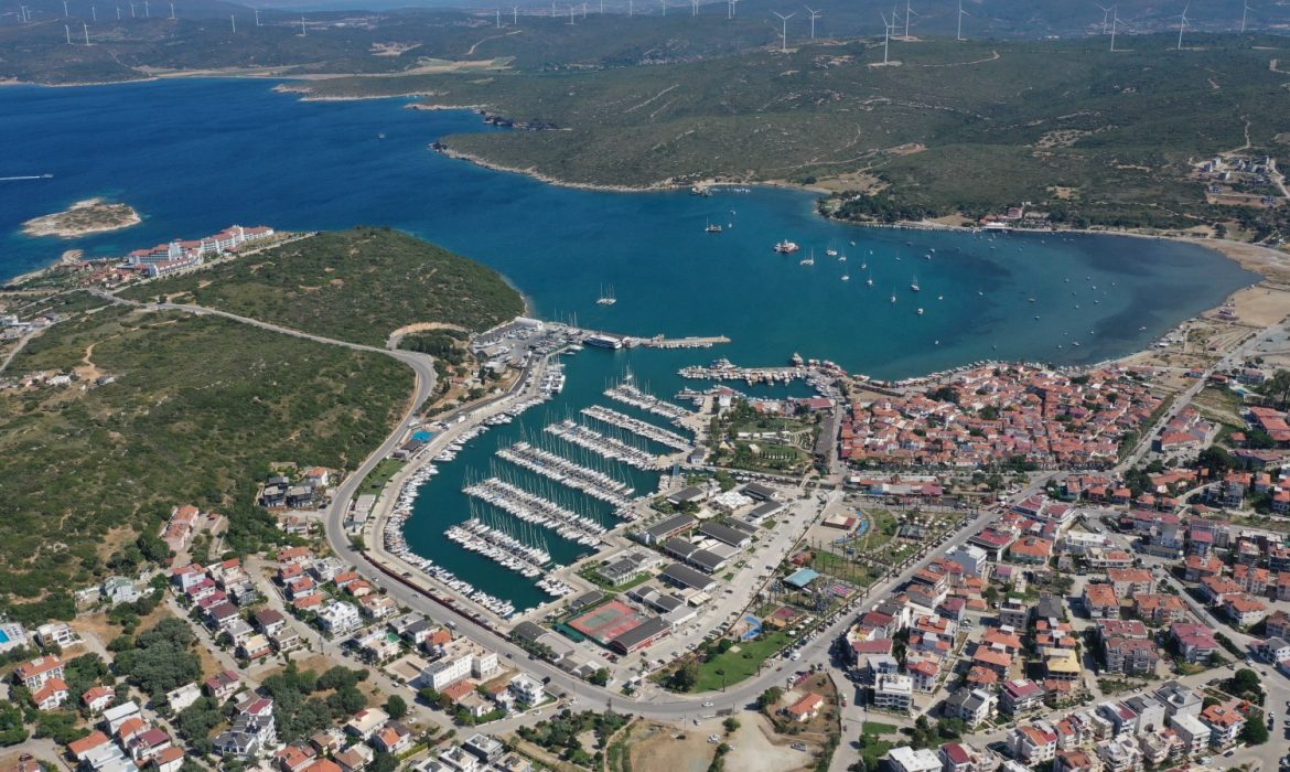 Teos Marina’dan 1 saatte Samos’a