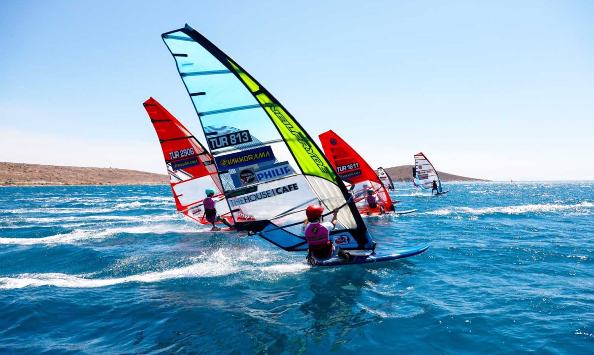 Alaçatı’da Vakkorama Watersports Championship rüzgarı esti!