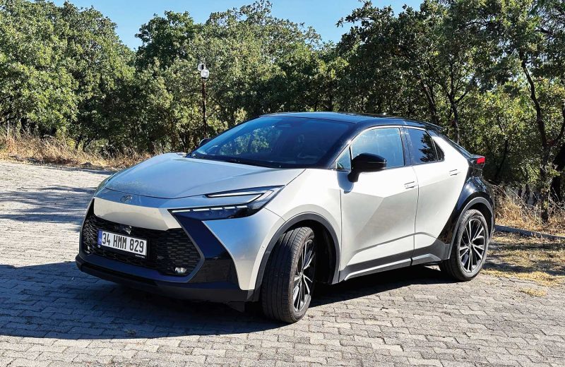 Toyota C-HR Hybrid İnceleme