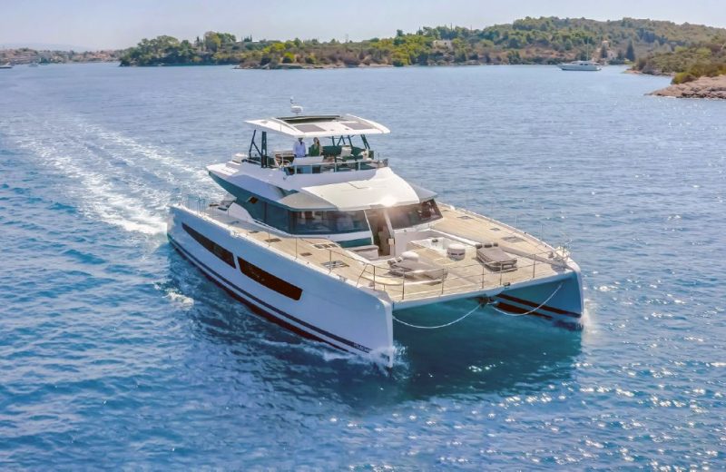 Fountaine Pajot Power 67