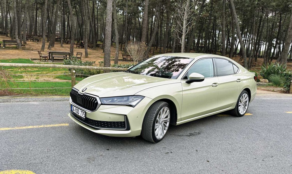 D segmentinin gözdesi: Skoda Superb