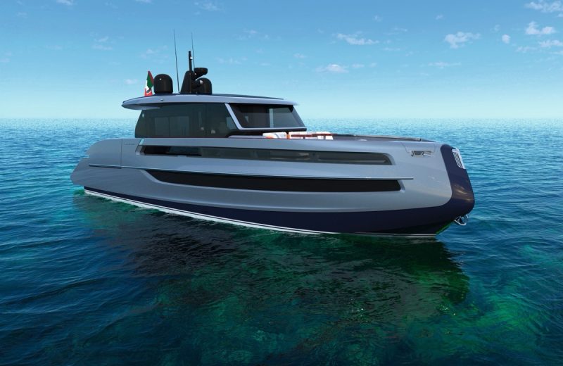 İtalyan lüks tekne üreticisi Invictus Yacht, şimdiye kadarki en büyük modeli olan ST550’yi tanıttı. Christian Grande imzası taşıyan bu yeni tasarım, markanın tamamen kapalı üst binaya sahip ilk teknesi olacak.